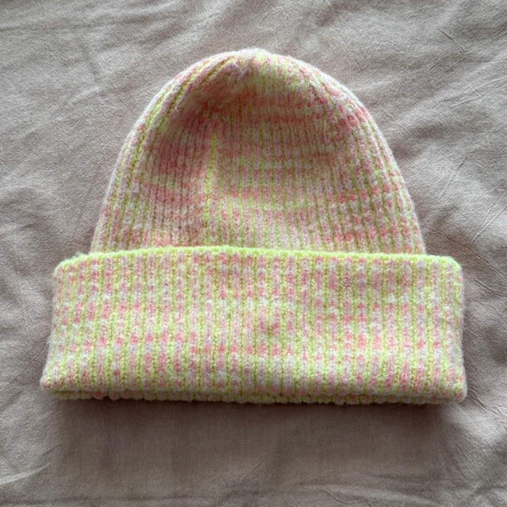 Free People beanie (toque 😏🍁)